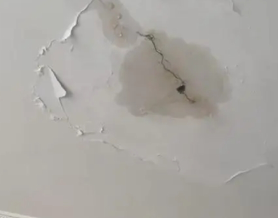 桐乡阳台漏水维修公司分享下屋面防水工程质量问题原因分析